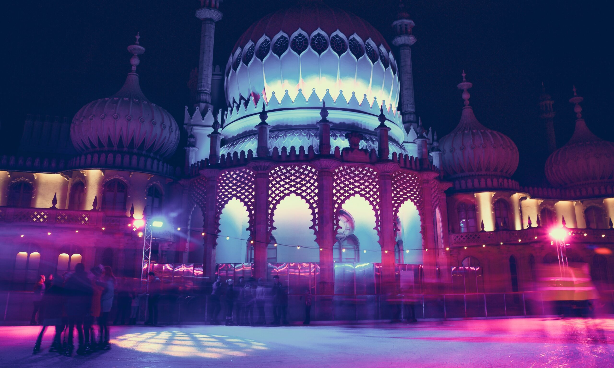 Royal Pavilion at nigh during winter